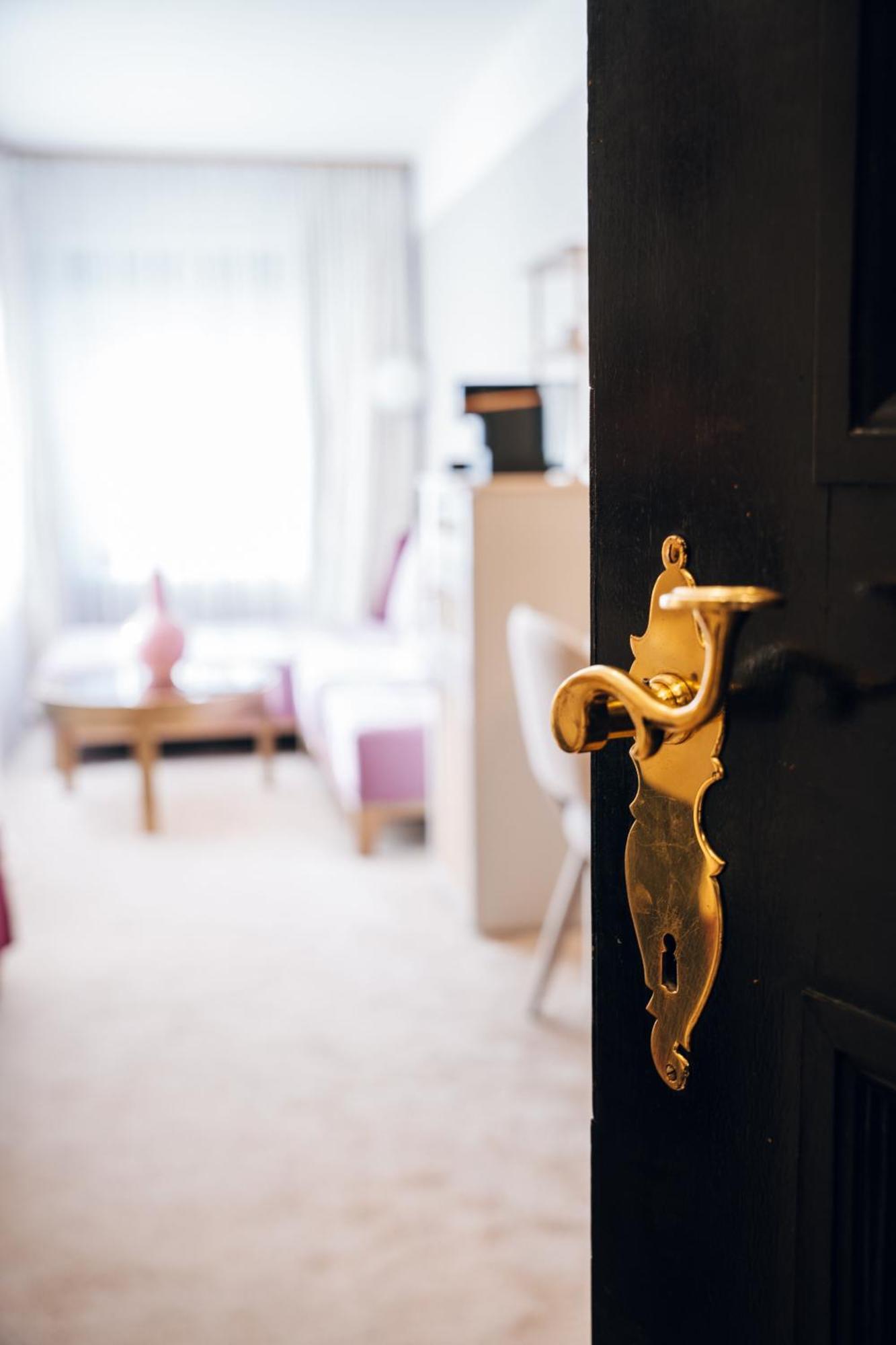 A-Rosa Collection Hotel Thurnher'S Alpenhof Zürs Екстериор снимка